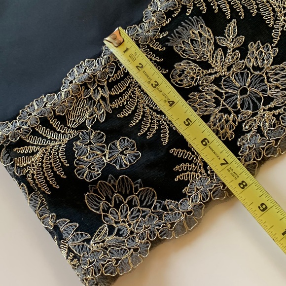 Tadashi Shoji Embroidered Cocktail Dress. 0. NWT. Black Gold Lace Bodice & Hem - Picture 10 of 15